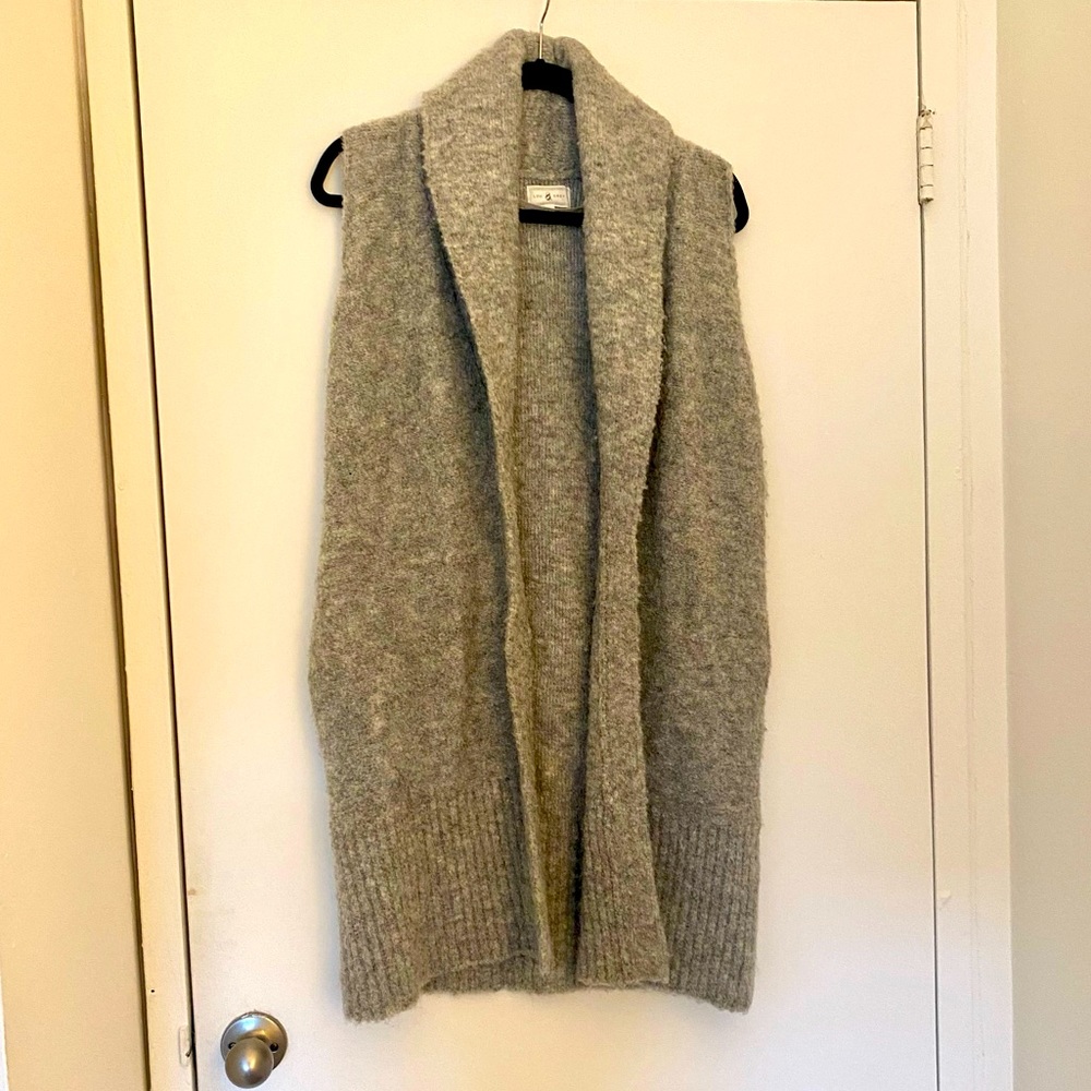 Women’s Lou & Grey Sweater Vest